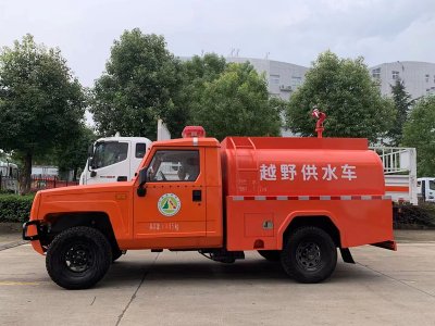 批量勇士四驱森林消防洒水车发车啦！